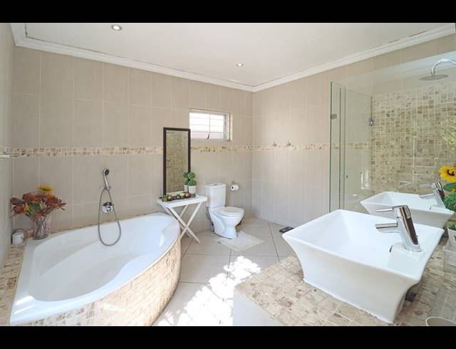 3 BEDROOM HOUSE FOR SALE IN EASTLEIGH RIDGE